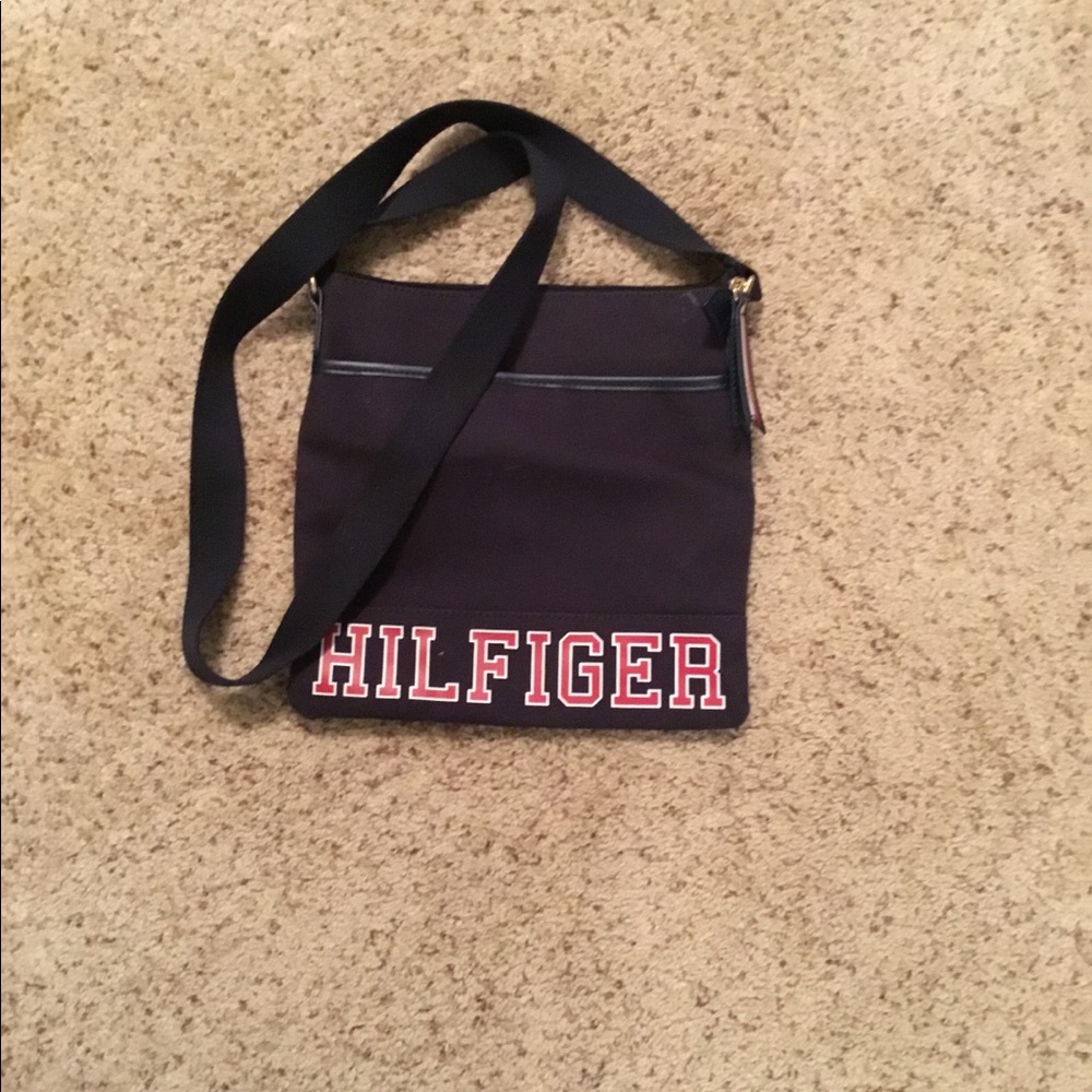 Tommy Hilfiger crossbody
